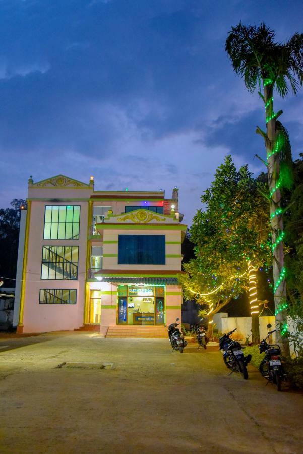 Mahathi Resort And Spa Yelagiri Eksteriør bilde
